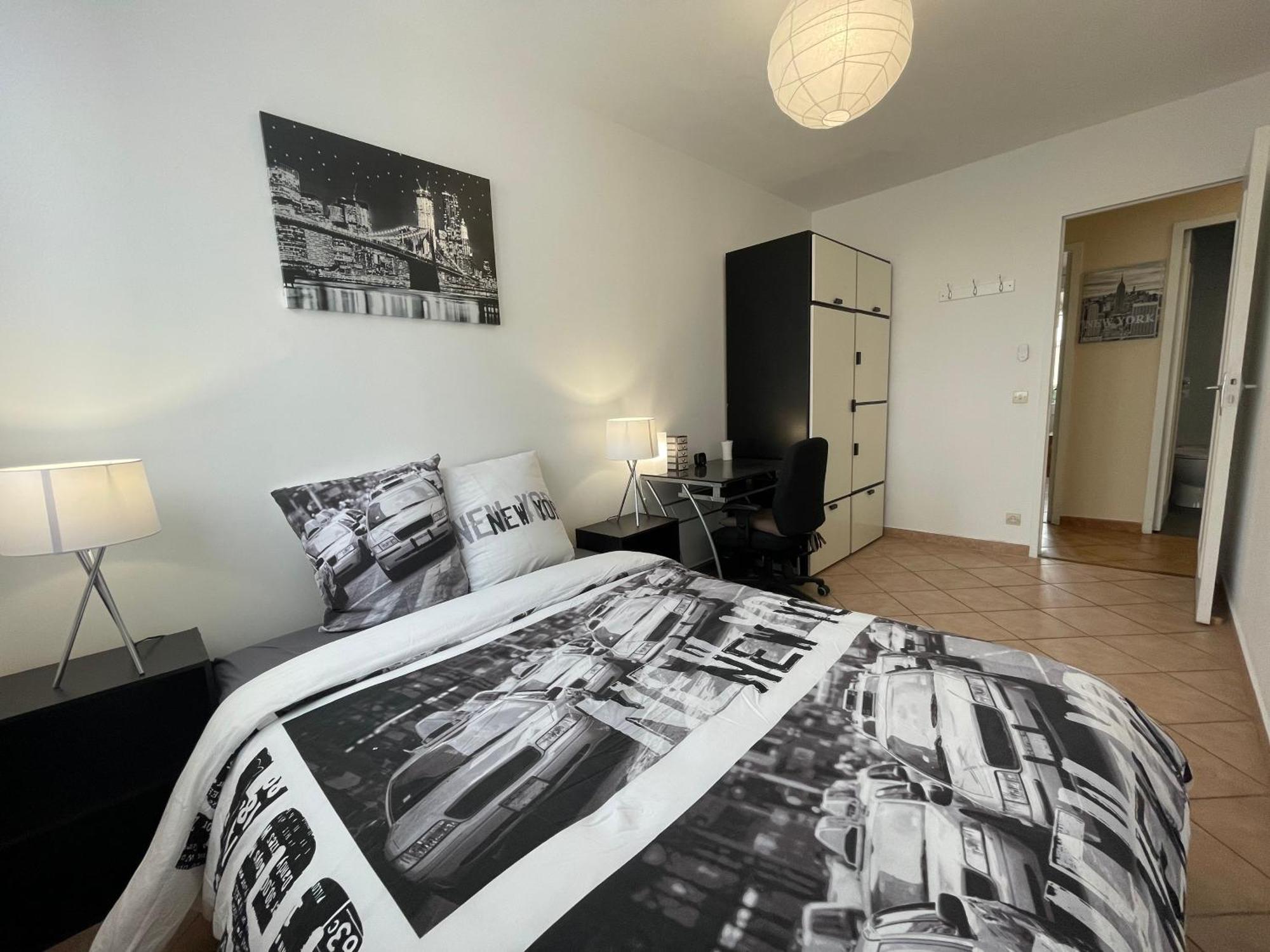 Chambre Privee En Colocation Dans Un Appartement Vaulx En Velin Centre Екстериор снимка