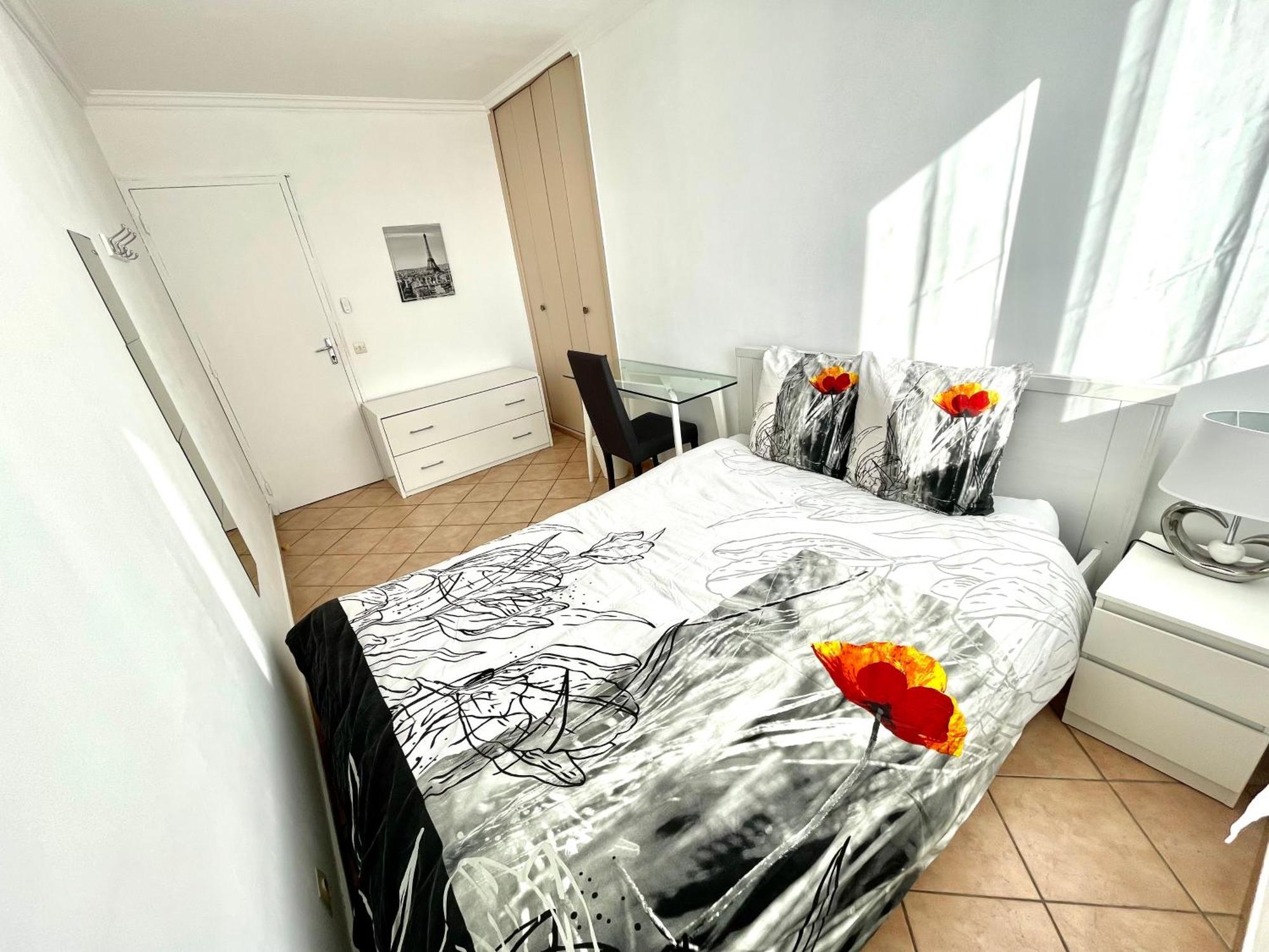 Chambre Privee En Colocation Dans Un Appartement Vaulx En Velin Centre Екстериор снимка
